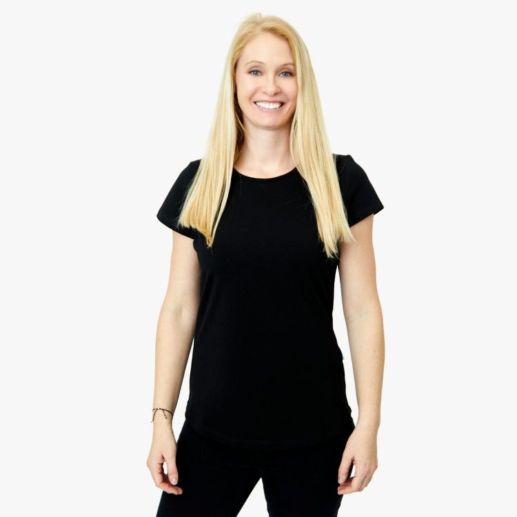 Uni-Woman-Comfy-T-Shirt Schwarz