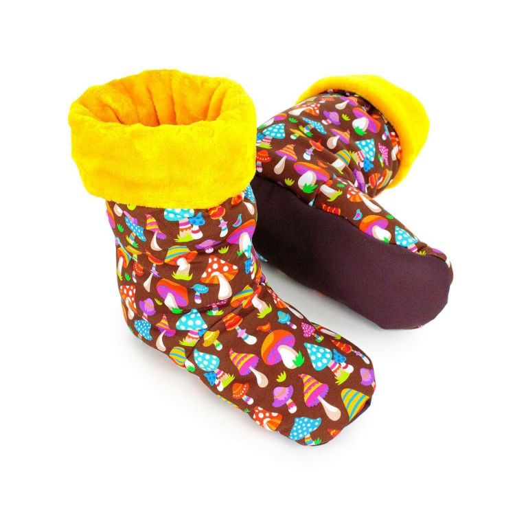 Woman-Boots ColorfulMushrooms-Brown